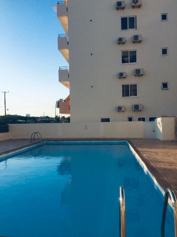 Pool Apartment ลาร์นาคา ภายนอก รูปภาพ